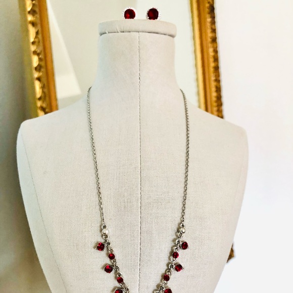 Vintage Ruby Red Rhinestone Necklace & Earrings - Picture 7 of 14